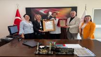 Kızılay'dan Yalova Eğitim ve Araştırma Hastanesine Bronz Madalya